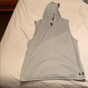 Sleeveless under armour hooded tank top